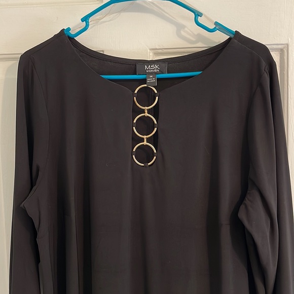 Black dress with gold detail, size 1X, perfect condition! - Picture 3 of 6